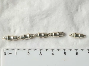 Lot mit  5 ovalen Silberschließen mit Patentverschluss - Bild 1 von 3