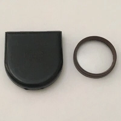 CARL ZEISS 37mm BROWN METAL CLOSE-UP PORTRAIT PUSH ON FILTER IN BAKELITE CASE - Image 1 of 3