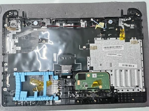 Toshiba Satellite C50D-b-120 palmrest/keyboard/mouse (tested) - Picture 1 of 2