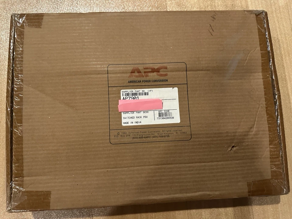 APC AP7901 Switched Rack  20A 120V 1U Rack Mount 8-Outlets Power Distribution U - Image 1 of 1