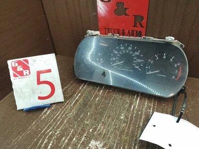 1997-2001 TOYOTA CAMRY SPEEDOMETER GAUGE INSTRUMENT CLUSTER W TACH - Image 1 of 4