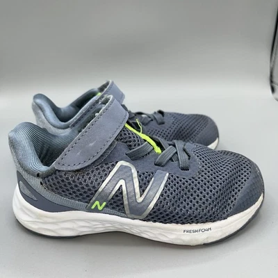 New Balance Fresh Foam Arishi V4 Bungee Laces With Hook And Loop Top Strap 3C - Image 1 of 4