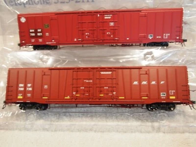 ATLAS BLMA H.O. BX-166 "BEER" BOX CARS 2-PACK BNSF-1-RE-MARK & 1-REPAINT - Image 1 of 4