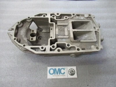 D4A Evinrude Johnson OMC 340523 0340523 Adaptor Housing Assy OEM New Boat Parts - Image 1 of 4