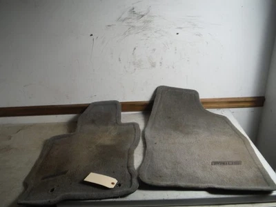 Juego de alfombrillas delanteras y traseras Toyota Prius 2009 de fábrica OEM 2004-2009 Foto 1 de 4