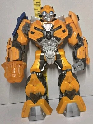 Transformers - Figura de acción Bumblebee - Luces sonidos Foto 1 de 4