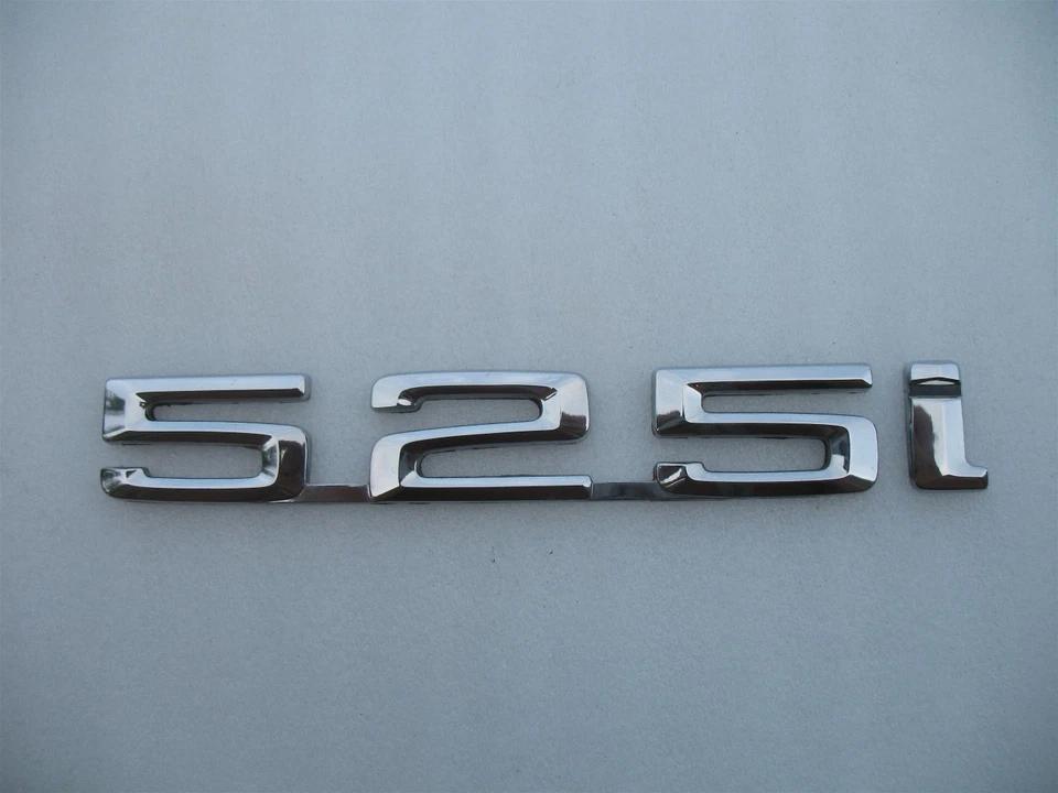 1991 BMW 525I 525 I EMBLEMA TRASEIRO CROMADO LOGOTIPO DECALQUE EMBLEMA SINAL SÍMBOLO 88 89 90 91 - Imagem 1 de 1