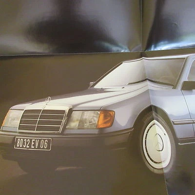 782B Commercial Brochure Mercedes-Benz 200 To 300 E 8 Pages 40 X 30 CM - Image 1 of 4