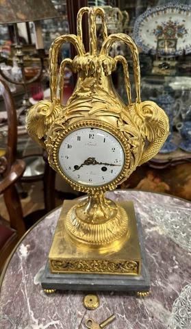 EARLY 18TH C FRENCH PARIS DORE BRONZE MARBLE AND GILT  DOLPHIN MONTED CLOCK Cover