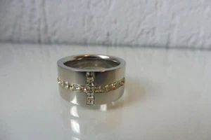 Sehr schöner Ring ,Edel-Stahl mit geschliffenen Steinen, Esprit ,Gr. 57,5 ( 8 ) - Bild 1 von 4