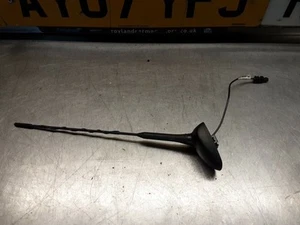 VAUXHALL MERIVA S MK2 1.4 PETROL 2011 ROOF AERIAL ANTENNA 13322155 - Picture 1 of 3