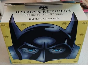 Two BATMAN RETURNS SPECIAL EDITION "R" TREAT BOXES - One Full Of Coupons, Etc... - Picture 1 of 7