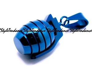 PENDENTIF ET CHAINE BOULE HOMME ACIER INOXYDABLE PLAQUE BLEU NEUF GRENADE ARMEE - Foto 1 di 1