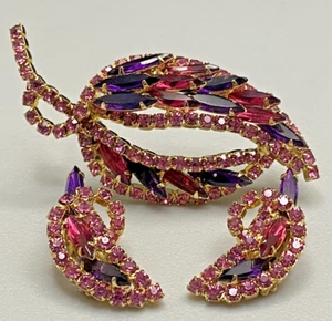 Vintage Gold Tone Fuchsia Pink & Purple Rhinestone Earrings And Brooch Set - Picture 1 of 5