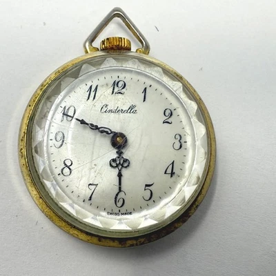 Reloj Bolsillo Cenicienta Hecho en Suiza Cuerda Tono Dorado 1" Disney Años 50 Piezas Foto 1 de 3