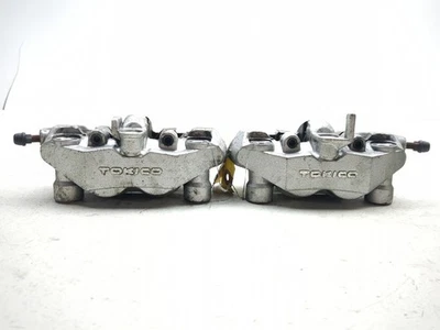 Pinzas de freno delanteras 06-24 Suzuki VZR1800 M109R Boulevard Foto 1 de 4