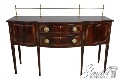 L63258EC: Aparador Stickley estilo federal caoba Foto 1 de 4