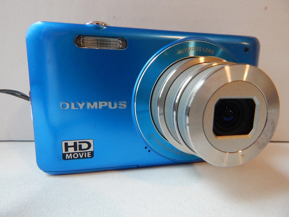 Olympus VG-120 Blue digital camera 14 MP 5x wide-angle lens, HD  tested. - Image 1 of 4