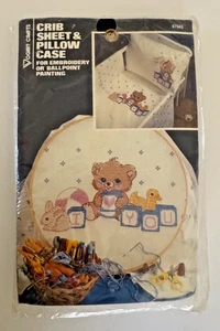 KIT DE SÁBANA Y FUNDA DE ALMOHADA DE OSO BORDADO PUNTO DE CRUZ ARTESANAL VOGART DE COLECCIÓN (32) - Imagen 1 de 5