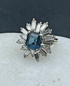 Anillo de plata circonita cúbica zafiro piedras azules y transparentes diseño Starburst talla 5,75 - Imagen 1 de 8