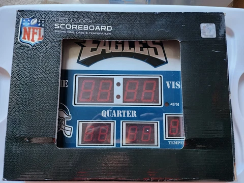 NFL Philadelphia Eagles LED Clock Scoreboard w/Box TESTED + Working Cover