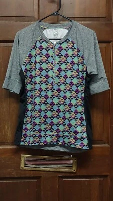 Camisa Top Ciclismo ZOIC 1/2 Cremallera Multicolor Estampado Geométrico Para Mujer Talla L Grande Foto 1 de 4