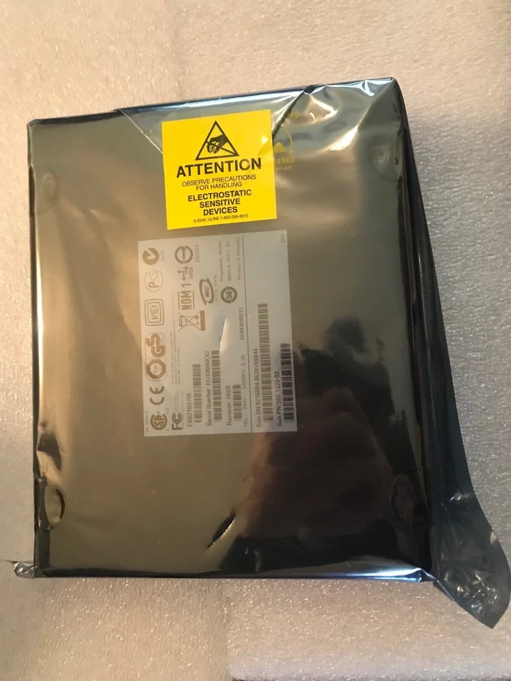 SUN DAT72 SCSI External EB621B#700 380-1323 380-1543 DDS5 SG-XTAPDAT72-D2 - Image 1 of 2