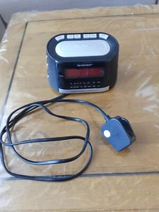 Digitaler Radiowecker. Schlummer. Gebraucht - Bild 1 von 4
