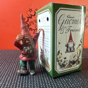 Gnome by Rein Poortvliet - Hinne Climbing. (D-1T1) - Picture 1 of 5