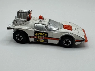VINTAGE 1977 HOT WHEELS SCIENCE FRICTION SPACE COP MATTEL HONG KONG POLICE CAR - Image 1 of 4