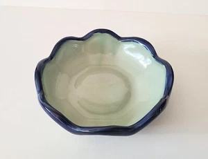 Plato para servir piedra de hierro Flow Blue Victoria Ware con bordes festoneados 6 1/4 pulgadas - Imagen 1 de 14