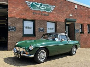 1968 MGB Roadster, One owner from new FSH, 33000 miles, unique find ! - Picture 1 of 20
