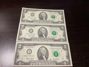 2003 $2 Federal Reserve Notes lot of 3 consecutive numbers -CU - Picture 1 of 2