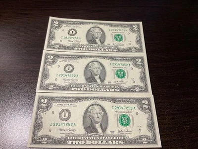 2003 $2 Federal Reserve Notes lot of 3 consecutive numbers -CU - Image 1 of 2