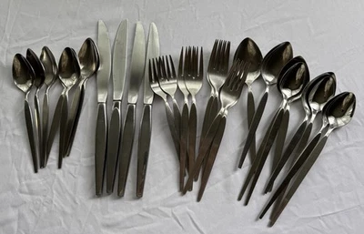 Oneida Community SATINIQUE 29 Piece Set Stainless Steel Flatware Older Pattern - Image 1 of 2