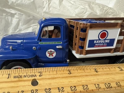 Camión de estacas Diamond-T Texaco Havoline 1955 de colección fundido a presión primera marcha Foto 1 de 4