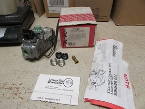 Robertshaw 710-201 Gas Valve - Picture 1 of 11