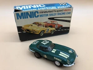 Coche de carreras Tri-ang Minic Motor Rally Jaguar tipo e con caja - Imagen 1 de 8