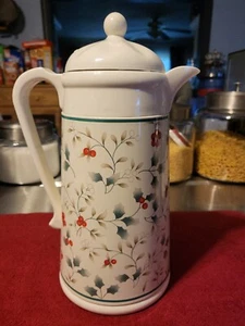 Termos/jarra y tapa de plástico Pfaltzgraff Winterberry retirados - Imagen 1 de 8
