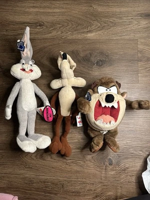 Brinquedo de pelúcia vintage 1994 Applause Looney Tunes 14” - Imagem 1 de 4