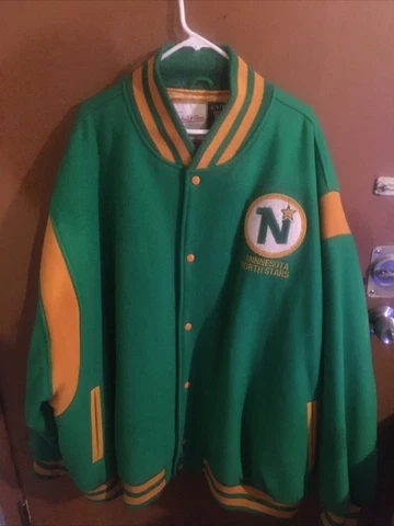 Mitchell & Ness Minnesota North Stars Jacket Cover