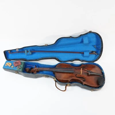 Vintage Antique HOPF full size violin with bow and Btesgdg V.P case - Image 1 of 4
