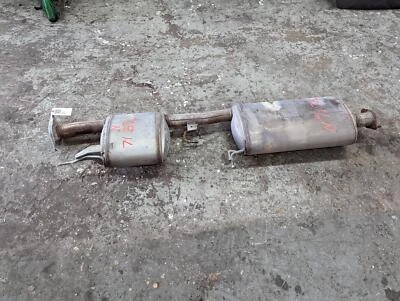 Silenciador de escape 2017 Nissan Pathfinder 20100-3JA0A 2013 2014 2015 2016 - 2020 Foto 1 de 4