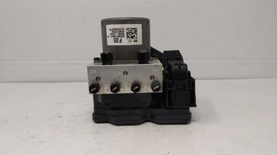 Módulo de controle de bomba 2016-2017 Hyundai Azera Abs TKMTF - Imagem 1 de 4