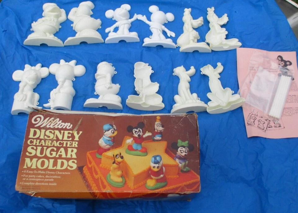 Moldes de azúcar de personajes Wilton Disney con caja juego de seis moldes Mickey Mouse de colección 1972 Foto 1 de 4