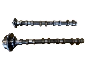 Land Rover LR3 05-09 4.4 V8 OEM Driver Side Intake & Exhaust Camshaft Assemblies - Imagen 1 de 3
