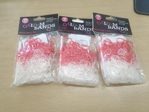 Bandas de telar rojo y blanco - 600 bandas, 1 gancho de anudar y 24 clips S X3 SOLO £6.49 - Imagen 1 de 12