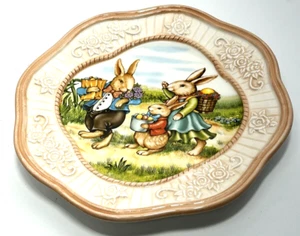 2011 Yankee Candle C/T Vintage Easter Bunny Family Plate Rabbit Holiday Decor - Picture 1 of 15