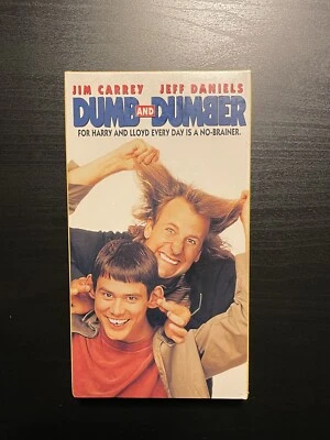 Dumb and Dumber (VHS,1995) New Jim Carrey Jeff Daniels Sealed (small tear) - Image 1 of 4