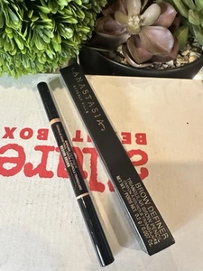 Anastasia Beverly Hills Brow Definer Triangular Brow Pencil MEDIUM BROWN FULL SZ - Picture 1 of 2